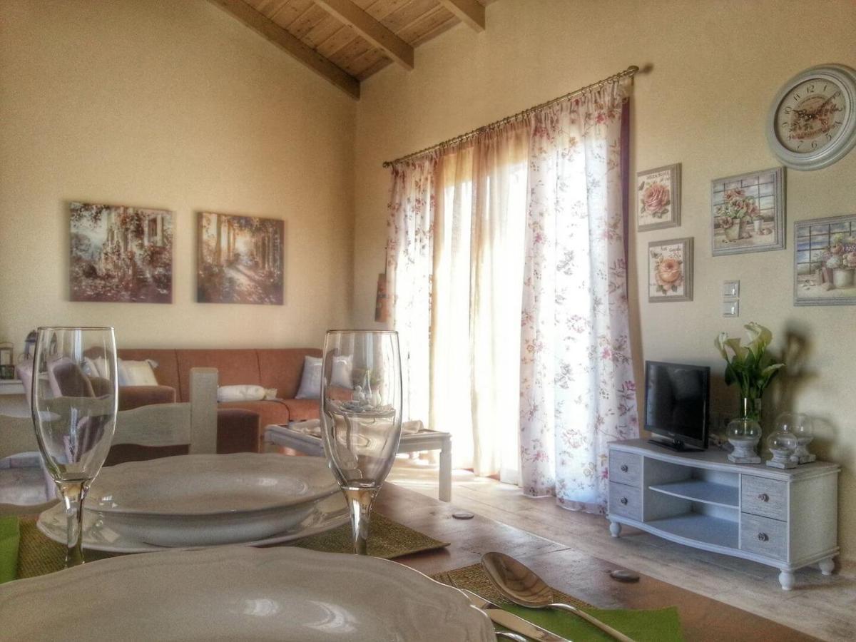 Villa Cottage Kantrillies Fokata Esterno foto