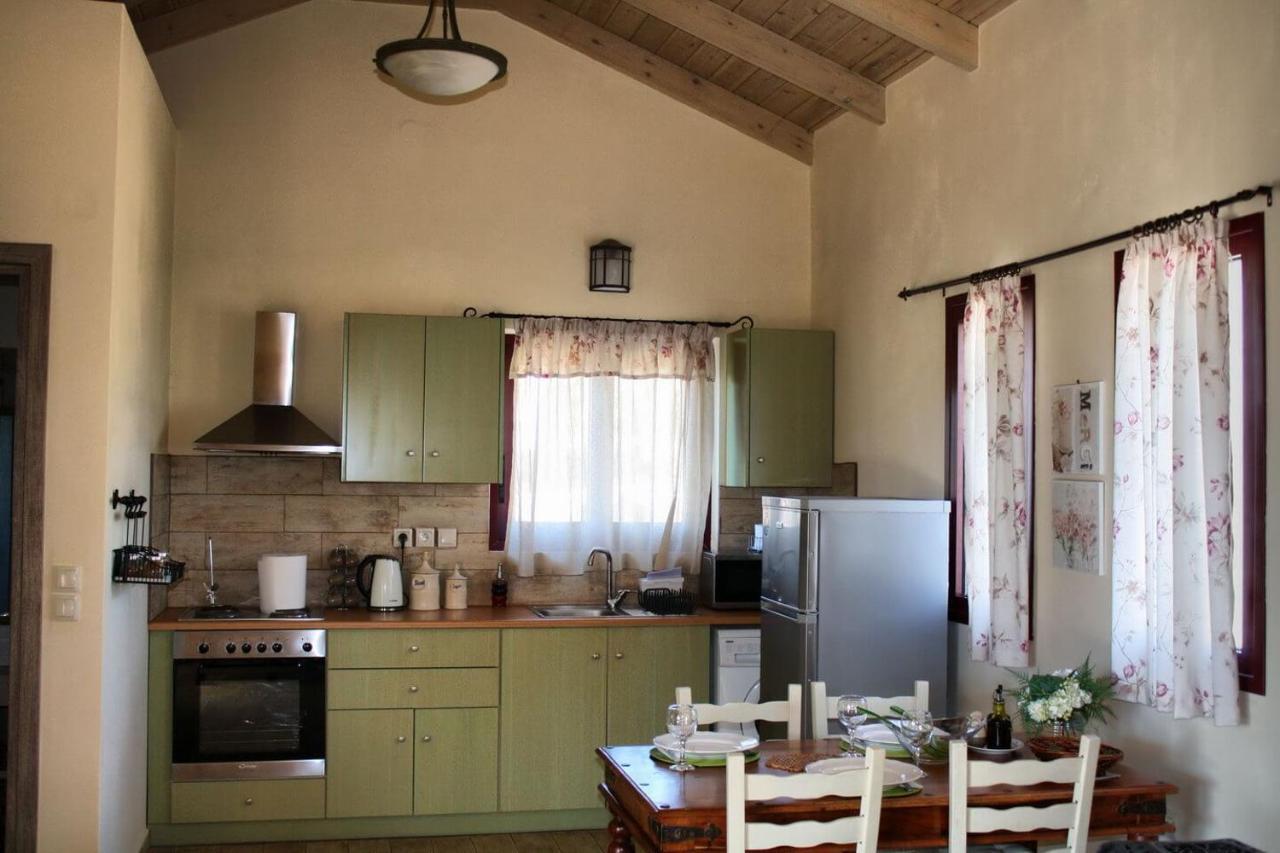 Villa Cottage Kantrillies Fokata Esterno foto
