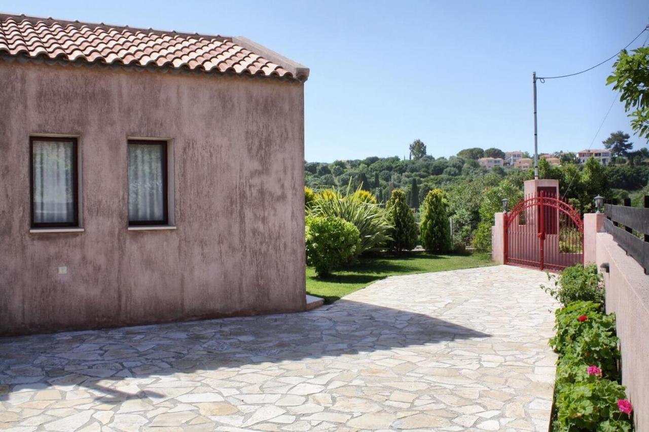 Villa Cottage Kantrillies Fokata Esterno foto