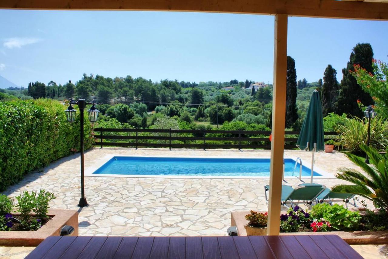 Villa Cottage Kantrillies Fokata Esterno foto