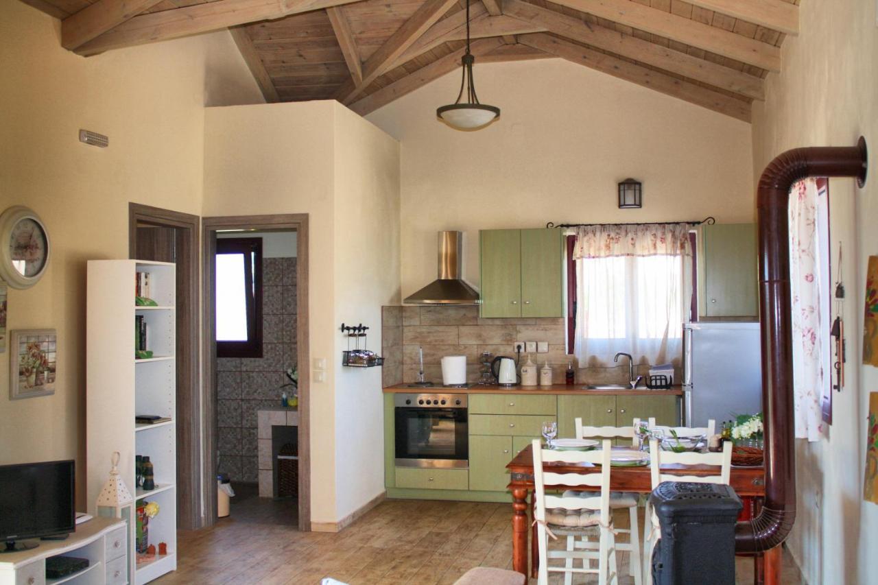 Villa Cottage Kantrillies Fokata Esterno foto
